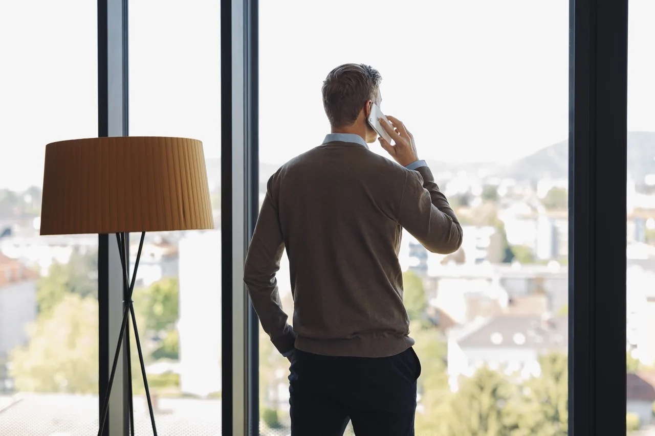 Finanzberatungsgespräch mit Kund:innen