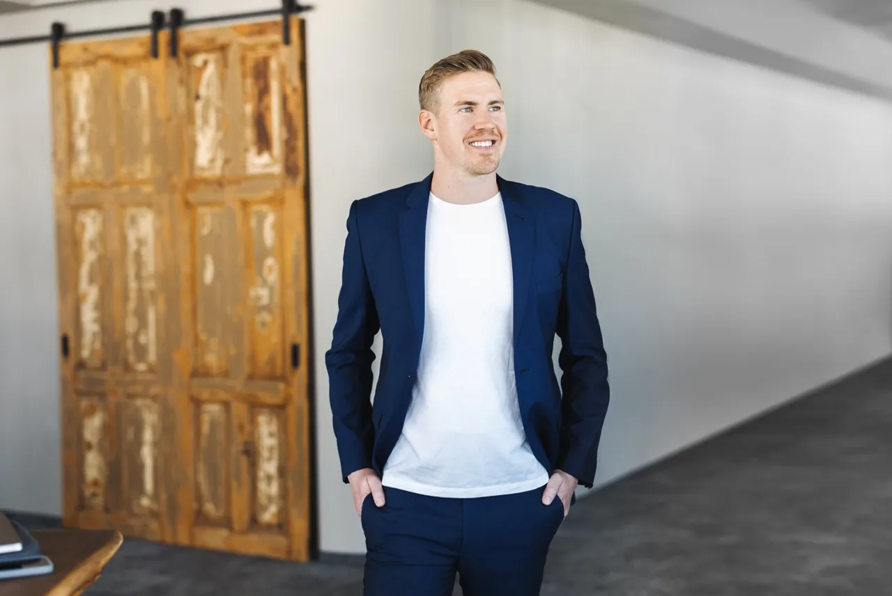 Marcel Schaufler im professionellen Porträt für Finanzberatung